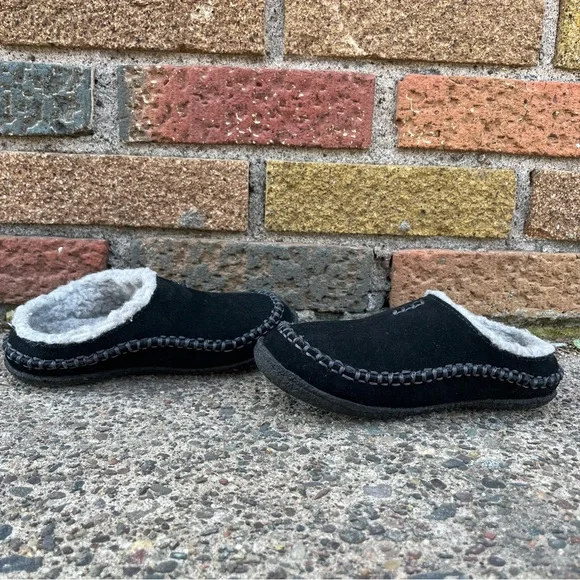 SOREL Kids Moccasins Mules Size 12 Slip on Shoes Slippers Wool Black - Picture 6 of 10